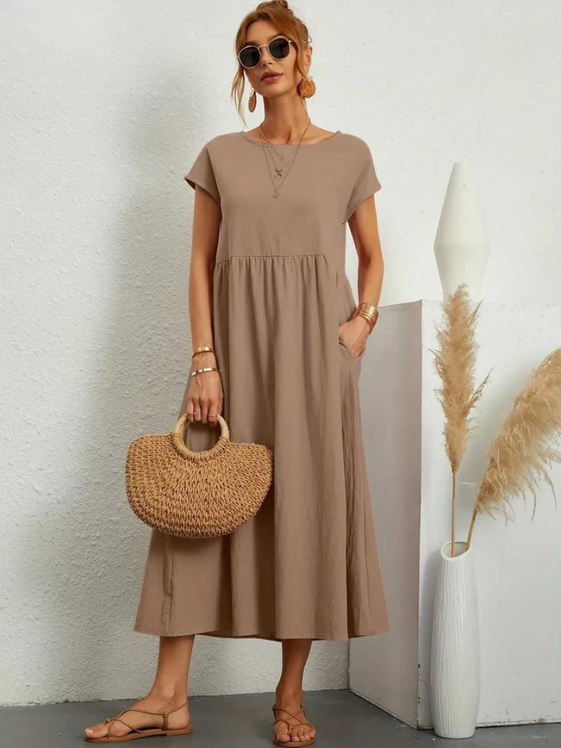 Clemira | Effortless Midi Dress