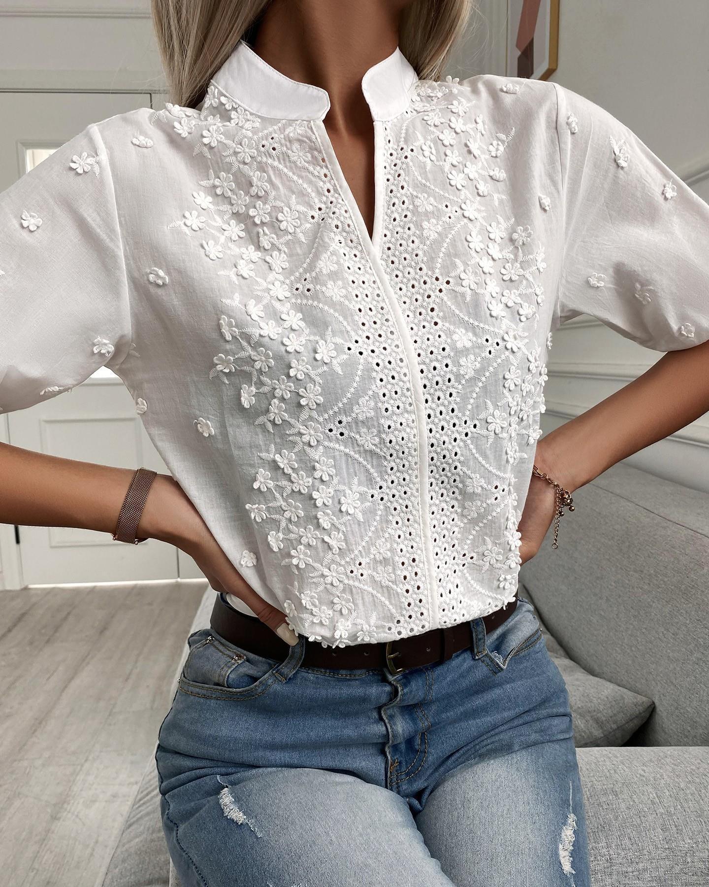 Leontine | Embroidered Button Blouse