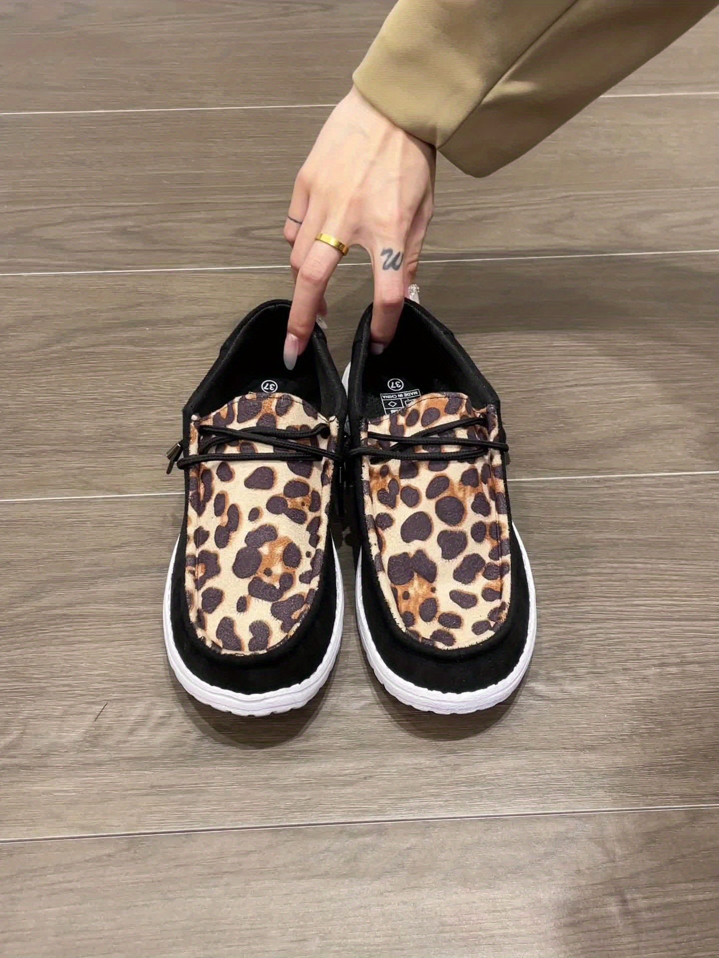Amaris | Leopard Casual Shoes