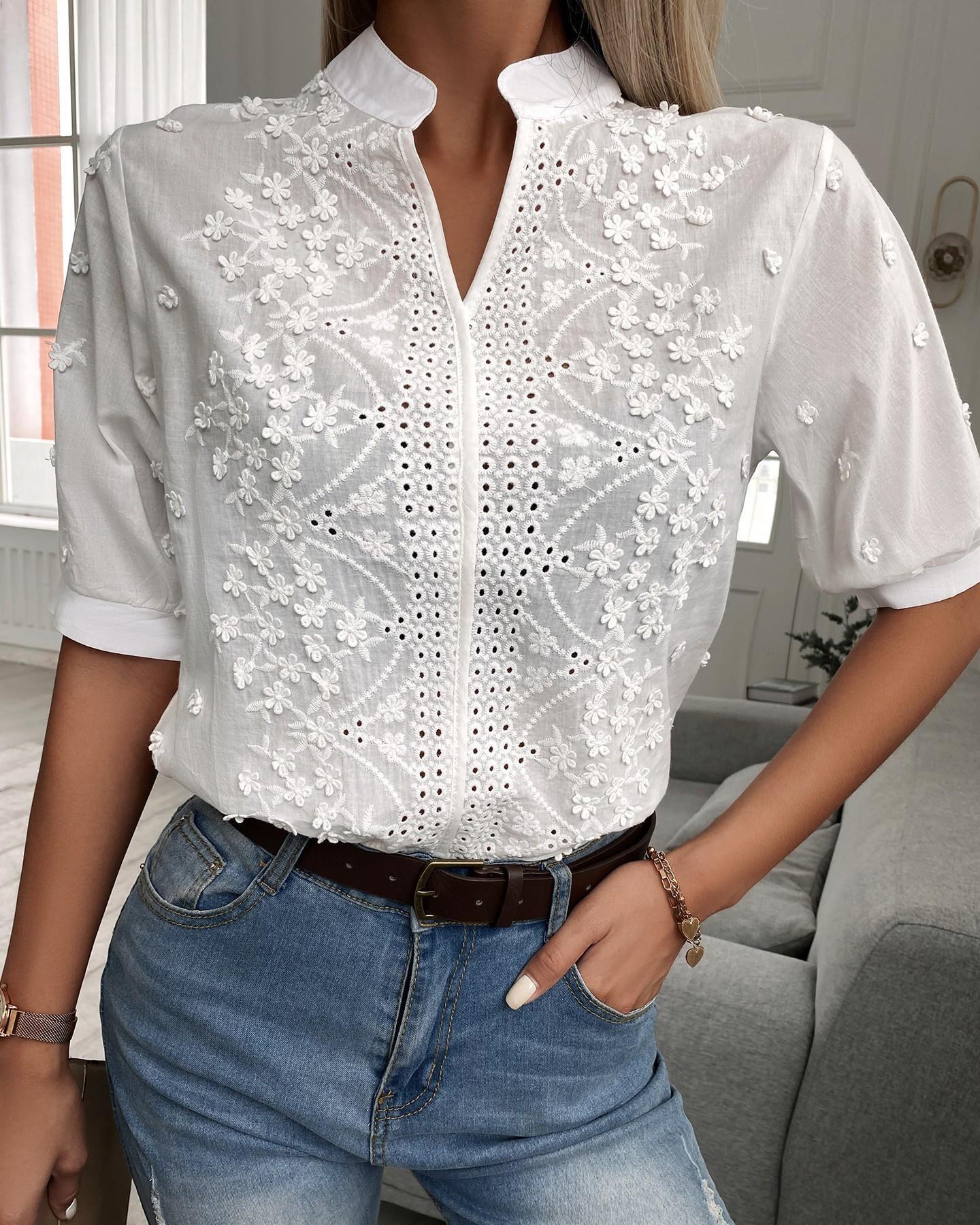 Leontine | Embroidered Button Blouse